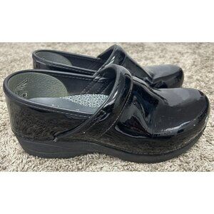 Dansko XP 2.0 Clogs Women's 39 WIDE Black Patent Leather Professional Work Shoes